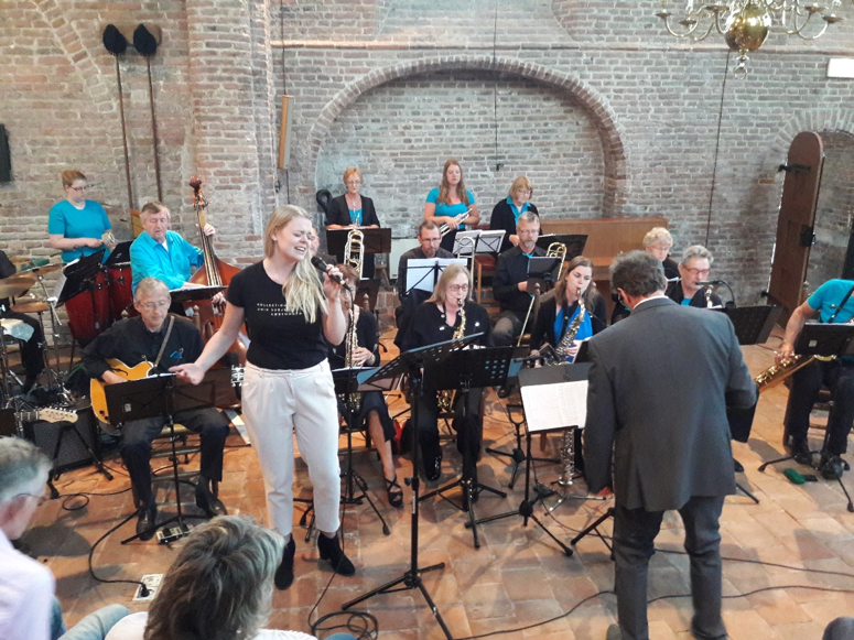 Swingband